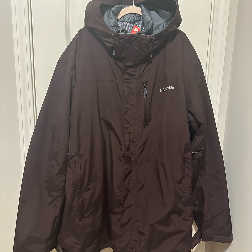 Columbia Men's Dark Brown Performance Jacket